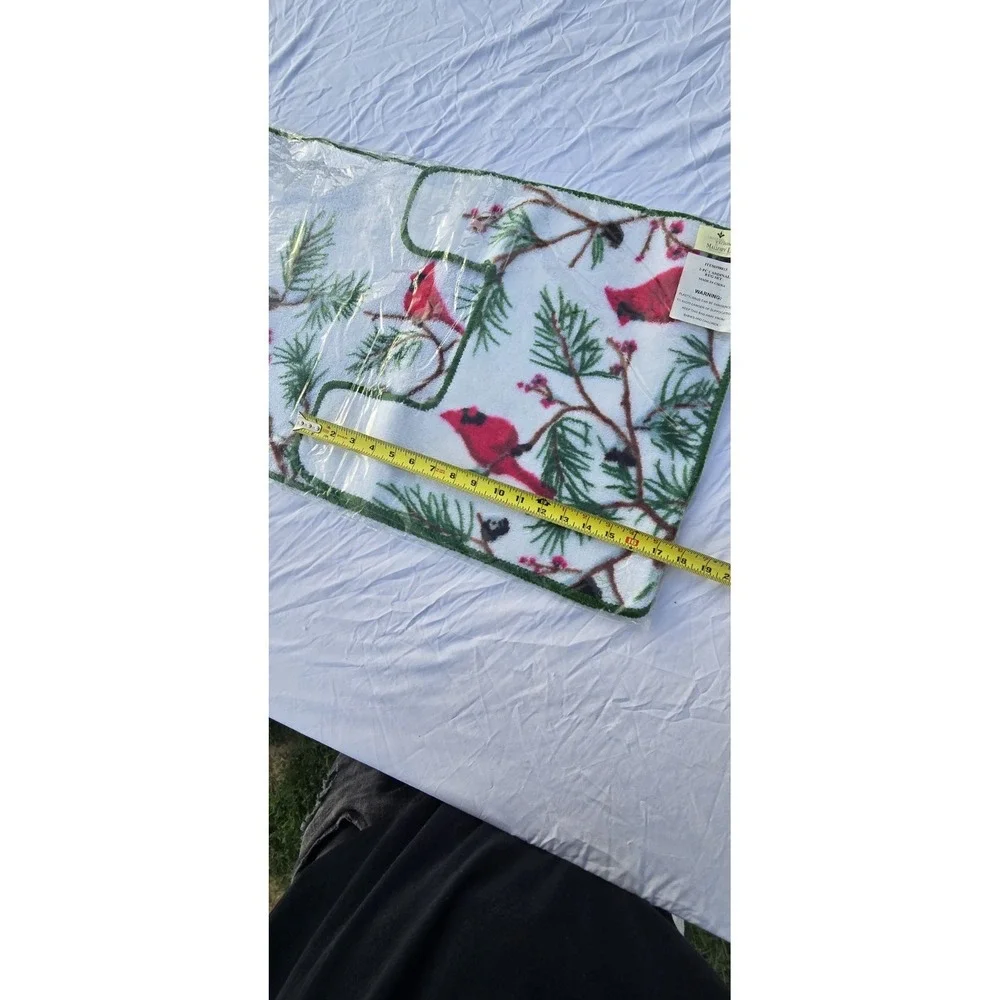 holiday-themed cardinal 2 Piece Bathroom Rug Set